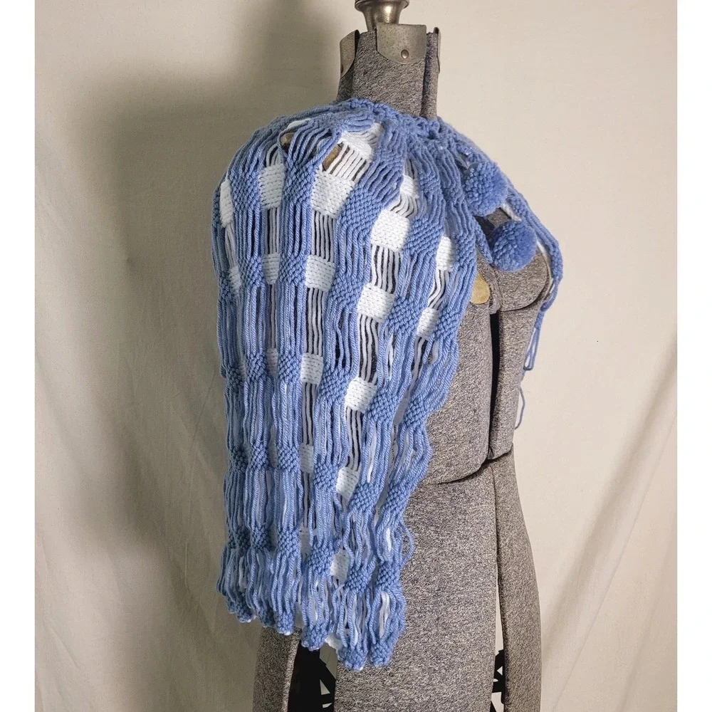 Vintage 70s Handmade Crochet Blue White Cape Capelet Knit Poncho Shawl - Picture 5 of 11